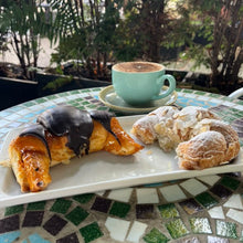 Load image into Gallery viewer, QBrü Coffee