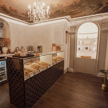 Load image into Gallery viewer, Big Mum's Samosas
