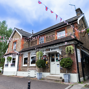 The Victoria East Sheen